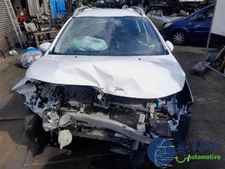Peugeot 2008 2008 (CU), MPV, 2013 / 2019 1.2 12V e-THP PureTech 110 picture 8