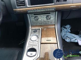 Jaguar XF XF (CC9), Sedan, 2008 / 2015 3.0 D V6 24V picture 19