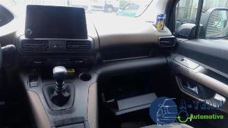 Peugeot Rifter Rifter (ER/EC/EZ), MPV, 2018 1.5 BlueHDi 130 picture 18