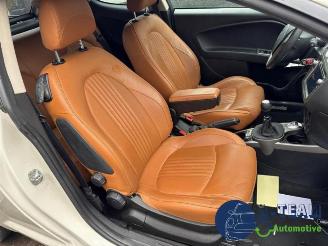 Alfa Romeo MiTo MiTo (955), Hatchback, 2008 / 2018 1.3 JTDm 16V Eco picture 22