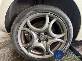 Alfa Romeo MiTo MiTo (955), Hatchback, 2008 / 2018 1.3 JTDm 16V Eco picture 31