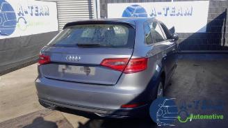 Audi A3 A3 Sportback (8VA/8VF), Hatchback 5-drs, 2012 / 2020 1.4 16V g-tron picture 3