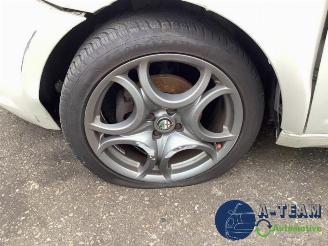 Alfa Romeo MiTo MiTo (955), Hatchback, 2008 / 2018 1.4 16V picture 23