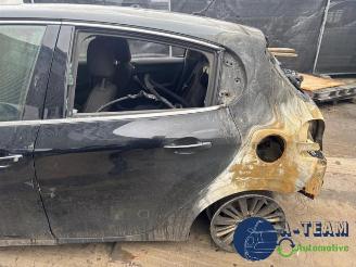 Peugeot 208 208 I (CA/CC/CK/CL), Hatchback, 2012 / 2019 1.2 12V e-THP PureTech 110 picture 11