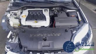 Renault Laguna Laguna III (BT), Hatchback 5-drs, 2007 / 2015 2.0 16V Hi-Flex picture 13