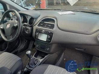 Fiat Punto Punto III (199), Hatchback, 2012 0.9 TwinAir Turbo 100 picture 18