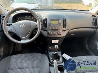 Hyundai I-30 i30 Crosswagon (WWH), Combi, 2007 / 2012 1.4 CVVT 16V picture 15