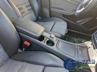 Mercedes GLA GLA (156.9), SUV, 2013 / 2019 1.6 180 16V picture 28