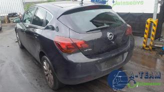 Opel Astra Astra J (PC6/PD6/PE6/PF6), Hatchback 5-drs, 2009 / 2015 1.7 CDTi 16V EcoFLEX 130 picture 12