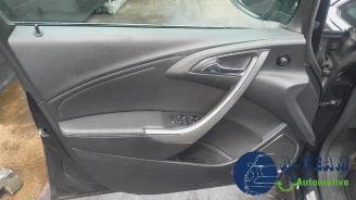 Opel Astra Astra J (PC6/PD6/PE6/PF6), Hatchback 5-drs, 2009 / 2015 1.7 CDTi 16V EcoFLEX 130 picture 23