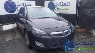 demontáž osobní automobily Opel Astra Astra J (PC6/PD6/PE6/PF6), Hatchback 5-drs, 2009 / 2015 1.7 CDTi 16V EcoFLEX 130 2012/7