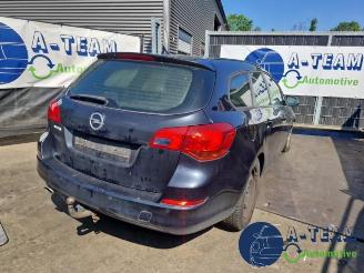 demontáž osobní automobily Opel Astra Astra J Sports Tourer (PD8/PE8/PF8), Combi, 2010 / 2015 1.4 Turbo 16V 2012/3