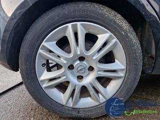 Opel Corsa Corsa D, Hatchback, 2006 / 2014 1.4 16V Twinport picture 33