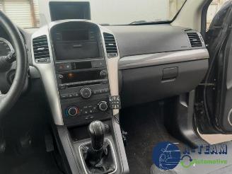 Chevrolet Captiva Captiva (C100), SUV, 2006 / 2011 2.4 16V 4x4 picture 14