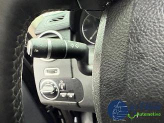 Land Rover Discovery Discovery IV (LAS), Terreinwagen, 2009 / 2018 3.0 SD V6 24V picture 24