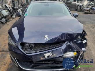 Peugeot 308 308 SW (L4/L9/LC/LJ/LR), Combi 5-drs, 2014 / 2021 1.2 12V e-THP PureTech 130 picture 12