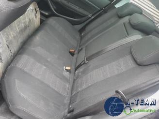 Peugeot 308 308 SW (L4/L9/LC/LJ/LR), Combi 5-drs, 2014 / 2021 1.2 12V e-THP PureTech 130 picture 21