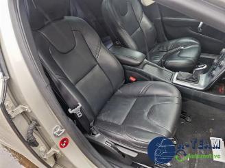 Volvo V-40 V40 (MV), Hatchback 5-drs, 2012 / 2019 1.5 T2 16V Geartronic picture 24