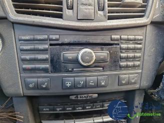 Mercedes E-klasse E (W212), Sedan, 2009 / 2016 E-550 5.5 V8 32V 4-Matic picture 24