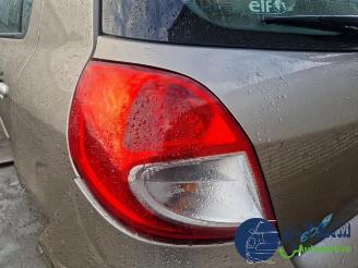 Renault Clio Clio III (BR/CR), Hatchback, 2005 / 2014 1.2 16V 75 picture 22