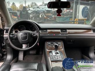 Audi A8 A8 (D3), Sedan, 2002 / 2010 4.2 TDI V8 32V Quattro picture 16
