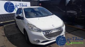 Dezmembrări autoturisme Peugeot 208 208 I (CA/CC/CK/CL), Hatchback, 2012 / 2019 1.4 HDi 2012/7