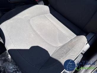 Kia Rio Rio III (UB), Hatchback, 2011 / 2017 1.4 CVVT 16V picture 13