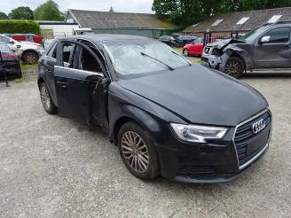 Audi A3 A3 Sportback (8VA/8VF), Hatchback 5-drs, 2012 / 2020 1.6 TDI 16V picture 6