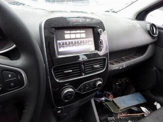 Renault Clio Clio IV Estate/Grandtour (7R), Combi 5-drs, 2012 / 2021 0.9 Energy TCE 90 12V picture 13