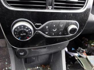 Renault Clio Clio IV Estate/Grandtour (7R), Combi 5-drs, 2012 / 2021 0.9 Energy TCE 90 12V picture 10