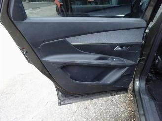 Peugeot 5008 5008 II (M4/MC/MJ/MR), MPV, 2016 / 2024 1.5 BlueHDi 130 picture 9