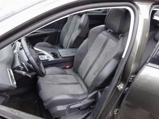 Peugeot 5008 5008 II (M4/MC/MJ/MR), MPV, 2016 / 2024 1.5 BlueHDi 130 picture 10