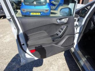 Ford Fiesta Fiesta 7, Hatchback, 2017 1.0 EcoBoost 12V picture 7