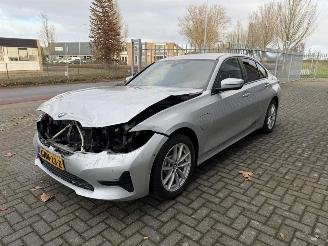 BMW 3-serie 330e High Executive picture 3