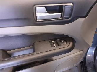 Ford Focus Focus II Wagon Combi 1.6 TDCi 16V 90 (HHDA(Euro 3)) [66kW]  (07-2004/0=
9-2012) picture 11