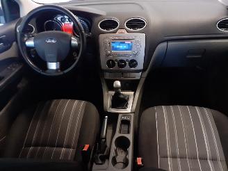 Ford Focus Focus II Wagon Combi 1.6 TDCi 16V 90 (HHDA(Euro 3)) [66kW]  (07-2004/0=
9-2012) picture 10