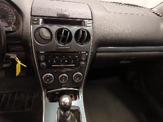 Mazda 6 6 Sport (GG14) Hatchback 2.0i 16V S-VT (LFH1) [108kW]  (03-2005/09-200=
7) picture 18