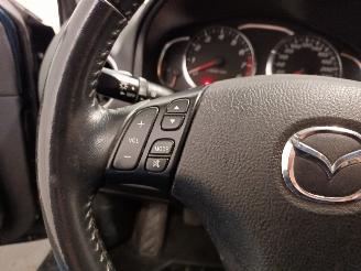 Mazda 6 6 Sport (GG14) Hatchback 2.0i 16V S-VT (LFH1) [108kW]  (03-2005/09-200=
7) picture 20