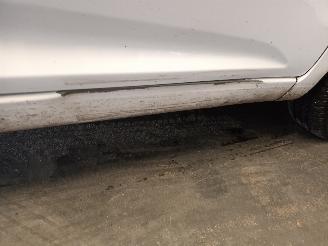 Chevrolet Spark Spark (M300) Hatchback 1.0 16V Bifuel (LMT) [48kW]  (07-2010/12-2015) picture 11