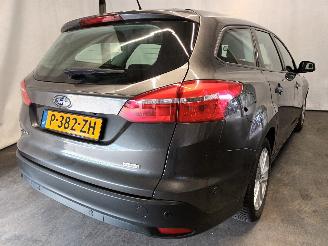 Ford Focus Focus 3 Wagon Combi 1.0 Ti-VCT EcoBoost 12V 125 (M1DD) [92kW]  (02-201=
2/05-2018) picture 5