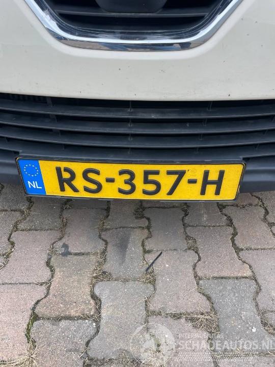 Renault Captur Captur (2R) SUV 0.9 Energy TCE 12V (H4B-400(H4B-A4)) [66kW]  (06-2013/=
=2E..)