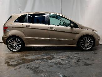 Mercedes B-klasse B (W245) Hatchback 2.0 B-200 16V Turbo (M266.980) [142kW]  (03-2005/11=
-2011) picture 7