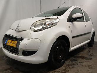 Citroën C1 C1 Hatchback 1.0 12V (1KR-FE(CFB)) [50kW]  (06-2005/09-2014) picture 3