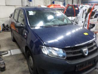 Dacia Sandero Sandero II (5S) Hatchback 1.2 16V (D4F-F732) [54kW]  (05-2015/...) picture 2