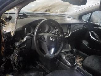 Opel Astra Astra K Sports Tourer Combi 1.6 CDTI 110 16V (B16DTU) [81kW]  (11-2015=
/12-2022) picture 5