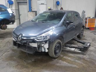 demontáž osobní automobily Renault Clio Clio IV (5R) Hatchback 0.9 Energy TCE 75 12V (H4B-408) [56kW]  (10-201=
8/03-2019) 2019