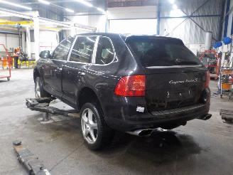 Porsche Cayenne Cayenne (9PA) SUV 4.5 V8 32V Turbo S (M48.50T) [383kW]  (03-2006/09-20=
07) picture 4