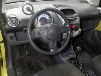 Citroën C1 C1 Hatchback 1.4 HDI (DV4TD(8HT)) [40kW]  (06-2005/09-2014) picture 5