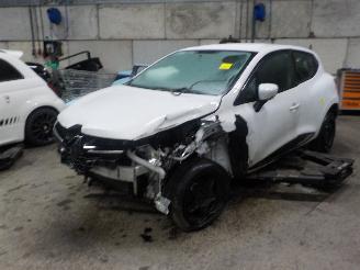 demontáž osobní automobily Renault Clio Clio IV (5R) Hatchback 5-drs 1.5 Energy dCi 90 FAP (K9K-639) [66kW]  (=
11-2012/08-2021) 2018