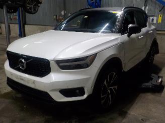 demontáž osobní automobily Volvo XC40 XC40 (XZ) 2.0 T4 Geartronic 16V (B4204T47) [140kW]  (09-2018/12-2021) 2020